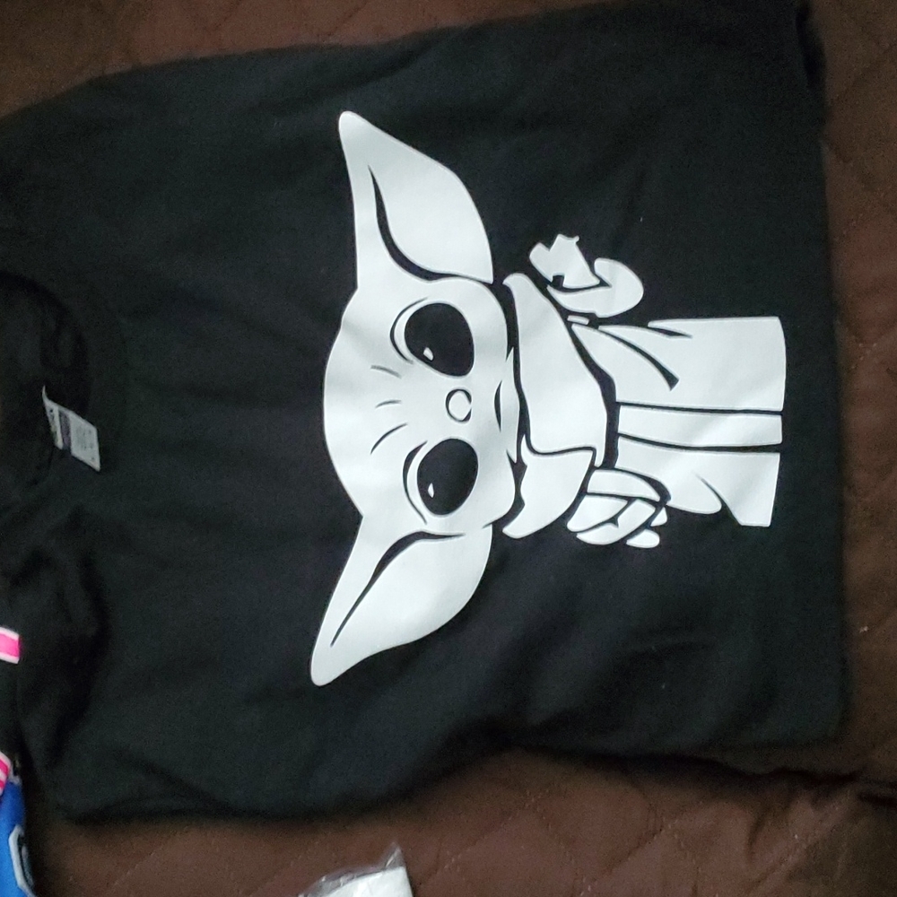 CUSTOM MADE TSHIRTS
